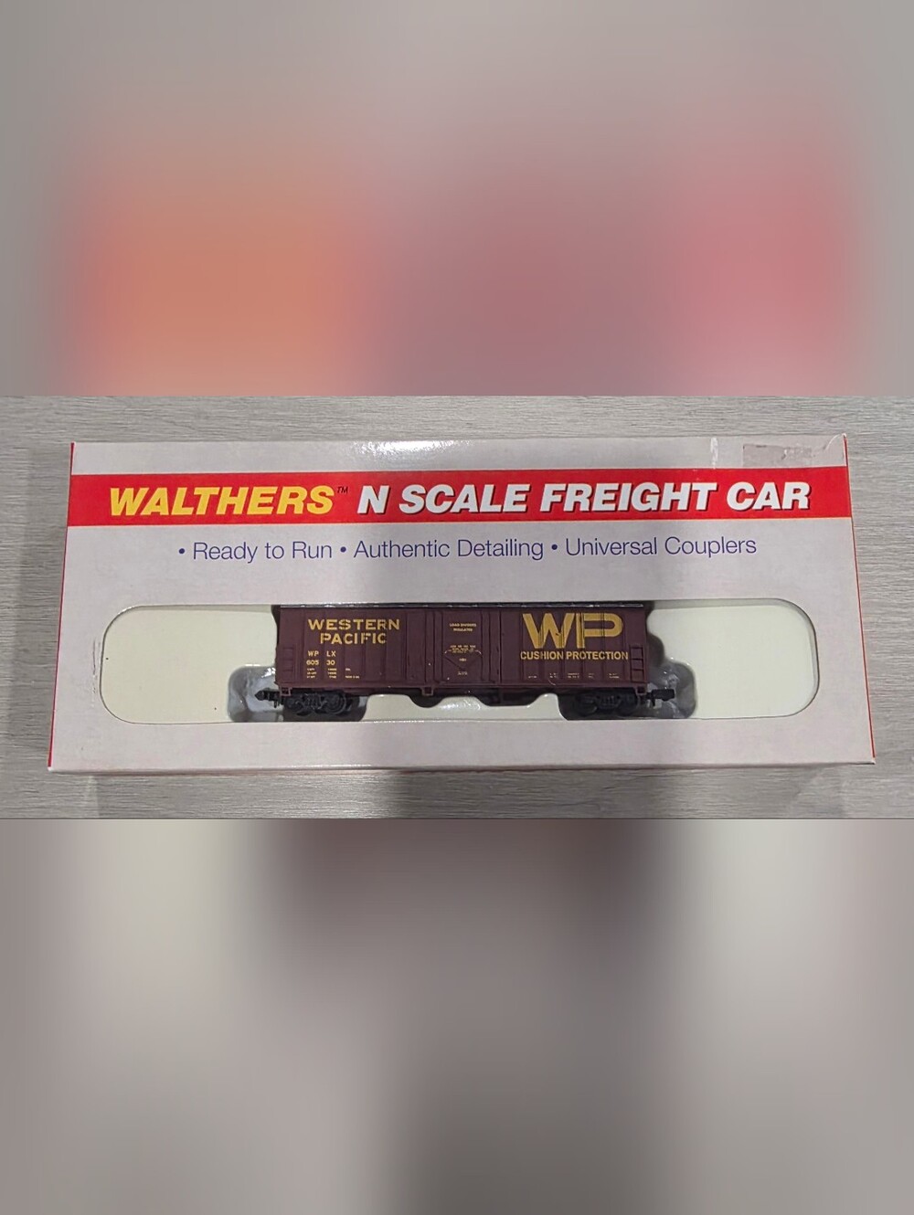Walthers N Scale Western Pacific 50' Exterior Post Boxcar